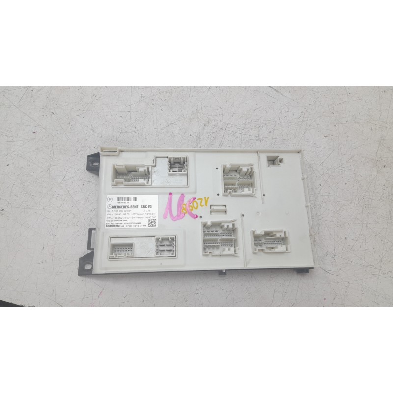 Recambio de caja reles / fusibles para mercedes-benz clase gla (x156) gla 180 (156.942) referencia OEM IAM A1569005303  
