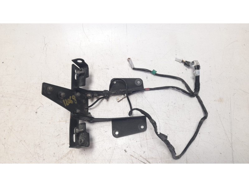 Recambio de portamatriculas para ktm super duke 1290 super duke r referencia OEM IAM 8728N  