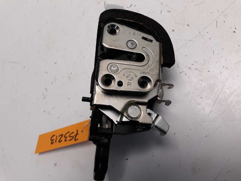 Recambio de cerradura puerta trasera derecha para nissan juke (f15) acenta referencia OEM IAM 82500BA60B  