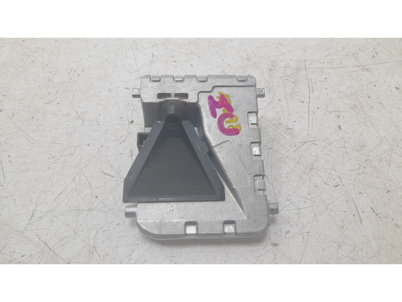 Recambio de camara vision frontal para mercedes-benz clase gla (x156) gla 180 (156.942) referencia OEM IAM A0009007607 A2C754110