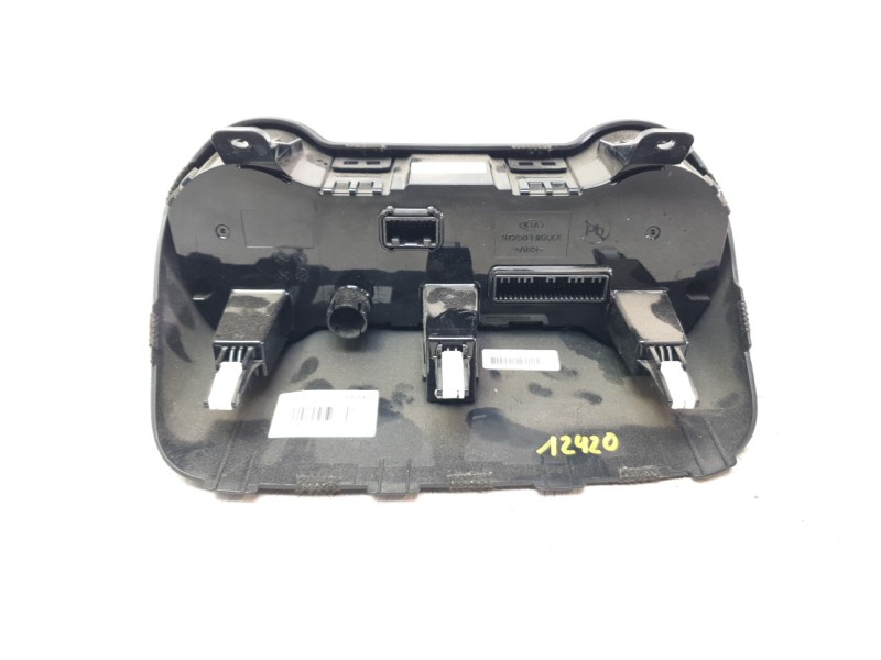 Recambio de mando climatizador para kia rio iv (yb, sc, fb) 1.25 referencia OEM IAM 97250H8220SA1  