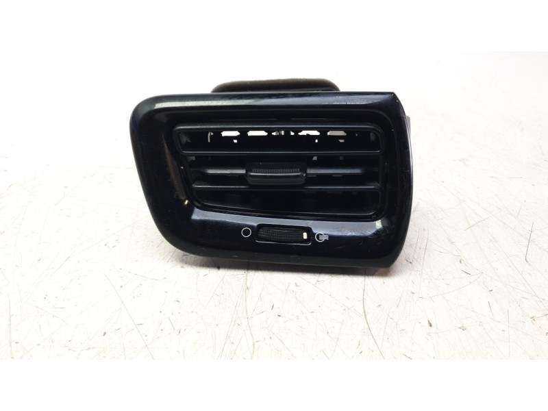 Recambio de aireador derecho para kia rio iv (yb, sc, fb) 1.25 referencia OEM IAM 97490H8100FHV  