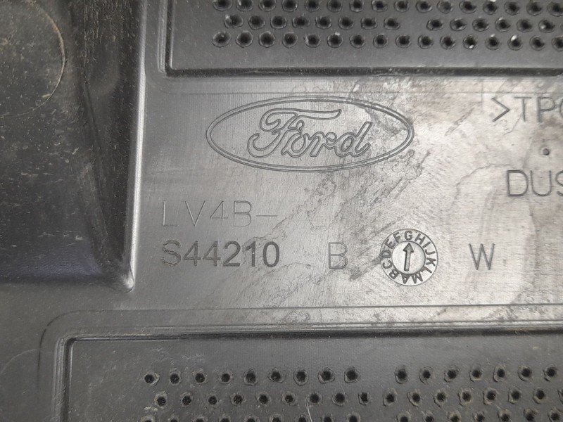 Recambio de aleron trasero para ford kuga titanium referencia OEM IAM LV4BS44210  