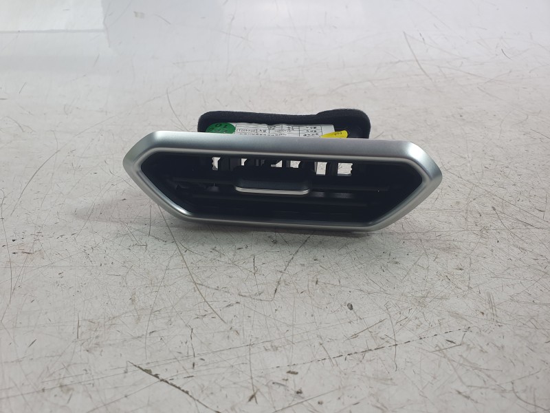 Recambio de aireador central para mg zs 1.5 hybrid+ referencia OEM IAM 11406951  