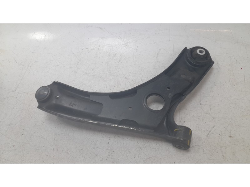 Recambio de brazo suspension inferior delantero izquierdo para hyundai kona (os, ose, osi) 1.6 gdi hybrid referencia OEM IAM 545