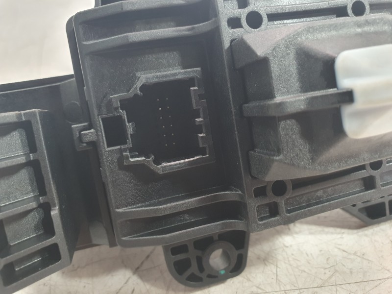 Recambio de palanca cambio para mg zs 1.5 hybrid+ referencia OEM IAM 11794555N1  
