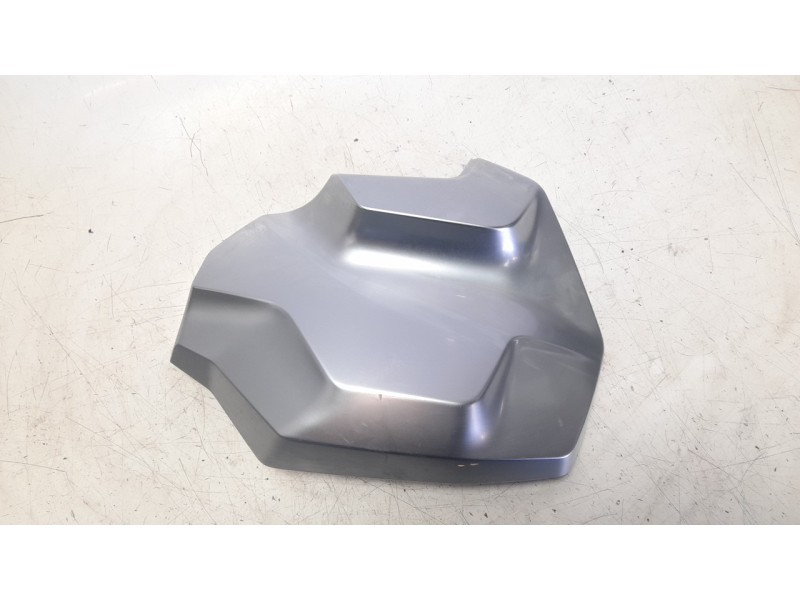 Recambio de moldura para bmw r 1250 r 1250 gs adventure referencia OEM IAM 46638559590  