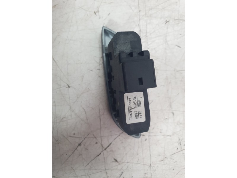 Recambio de interruptor para mg zs 1.5 hybrid+ referencia OEM IAM 10243026  