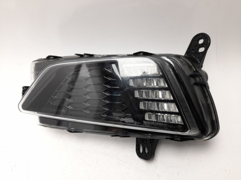 Recambio de faro antiniebla izquierdo para volkswagen polo vi (aw1, bz1, ae1) 1.0 tsi referencia OEM IAM 2G0941661B  2500281/250