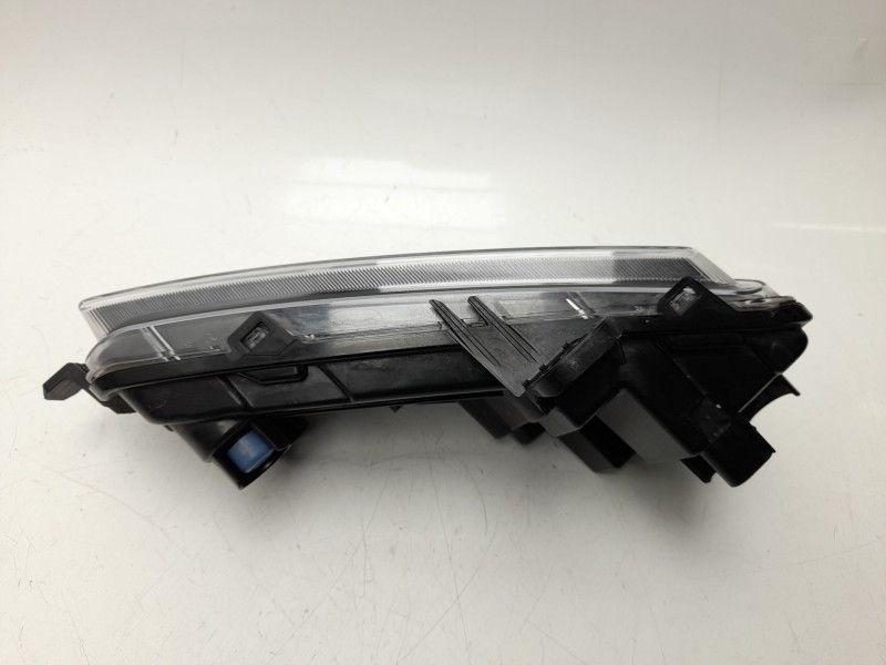 Recambio de faro antiniebla izquierdo para volkswagen polo vi (aw1, bz1, ae1) 1.0 tsi referencia OEM IAM 2G0941661B  2500281/250