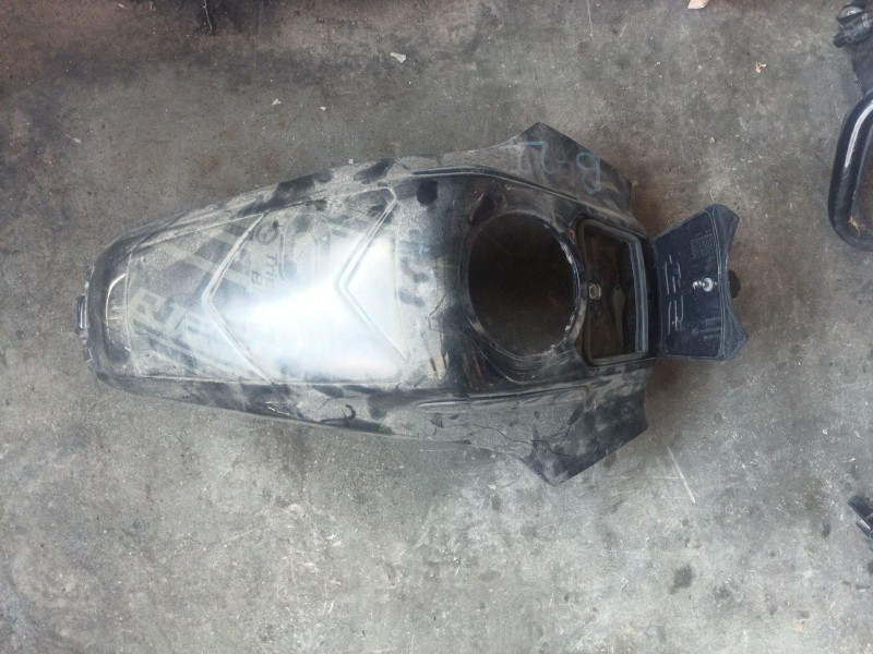 Recambio de moldura para bmw r 1250 r 1250 gs adventure referencia OEM IAM 46638536936  