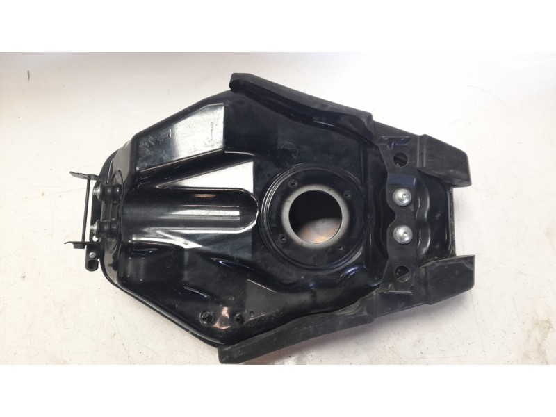 Recambio de deposito combustible para yamaha xsr 700 referencia OEM IAM B34241100100  
