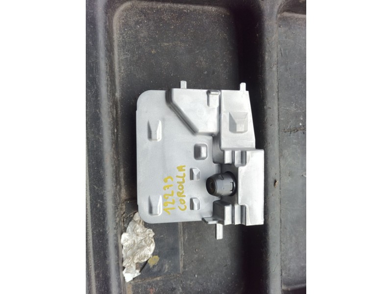 Recambio de camara vision frontal para toyota corolla fastback (_e21_) 1.8 hybrid (zwe211) referencia OEM IAM 8646C12150 10R0611