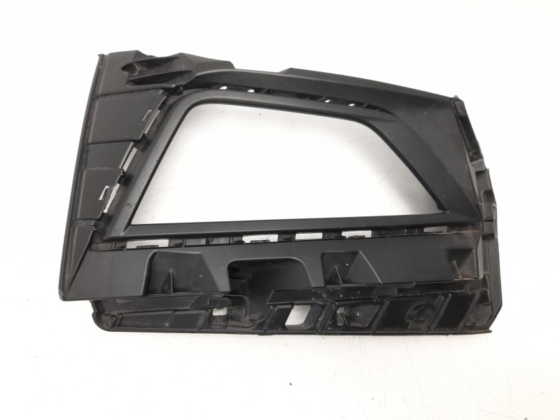 Recambio de rejilla paragolpes derecha para volkswagen polo vi (aw1, bz1, ae1) 1.0 tsi referencia OEM IAM 2G0853666G9B9  1072378