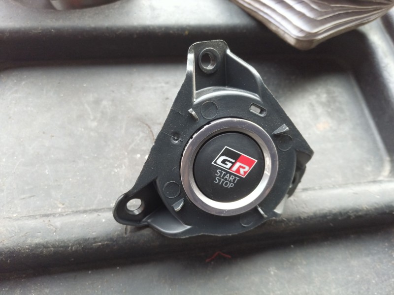 Recambio de interruptor para toyota corolla fastback (_e21_) 1.8 hybrid (zwe211) referencia OEM IAM 8961152050  