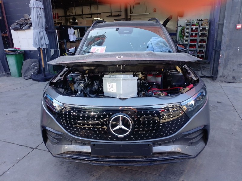mercedes-benz eqb (x243) del año 2025