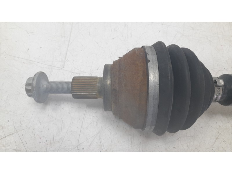 Recambio de transmision delantera derecha para skoda octavia iv (nx3, nn3, pv3) 2.0 tdi referencia OEM IAM 5Q0407272DQ  NPWVW059