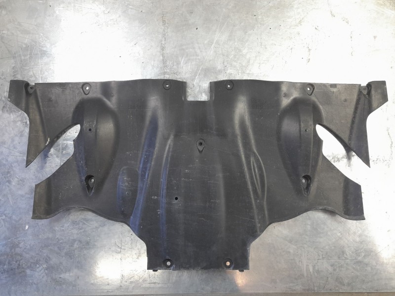 Recambio de cubrecarter para tesla model 3 ev referencia OEM IAM 149877100E  