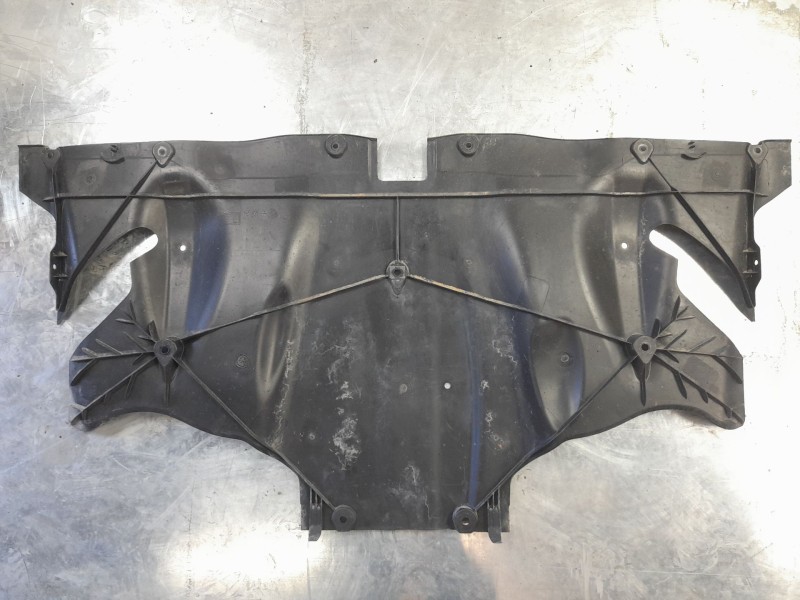 Recambio de cubrecarter para tesla model 3 ev referencia OEM IAM 149877100E  