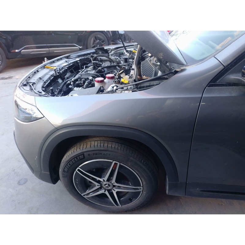 Recambio de aleta delantera izquierda para mercedes-benz eqb (x243) eqb 250+ (243.602) referencia OEM IAM   