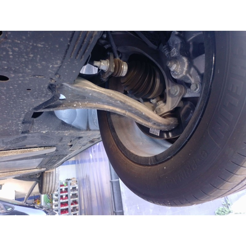 Recambio de brazo suspension inferior delantero izquierdo para mercedes-benz eqb (x243) eqb 250+ (243.602) referencia OEM IAM   
