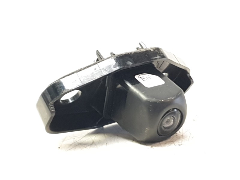 Recambio de camara vision trasera para toyota corolla fastback (_e21_) 1.8 hybrid (zwe211) referencia OEM IAM 8689002331 2015324