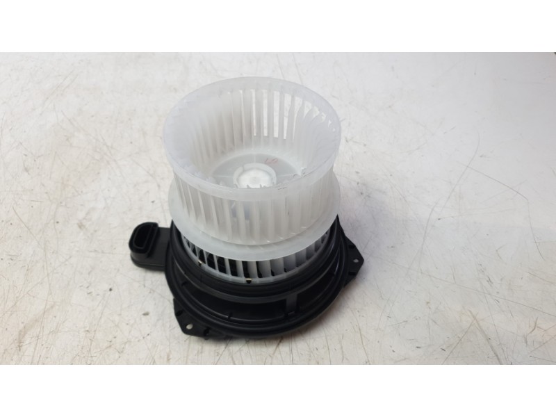 Recambio de ventilador calefaccion para toyota corolla fastback (_e21_) 1.8 hybrid (zwe211) referencia OEM IAM 8710302750  