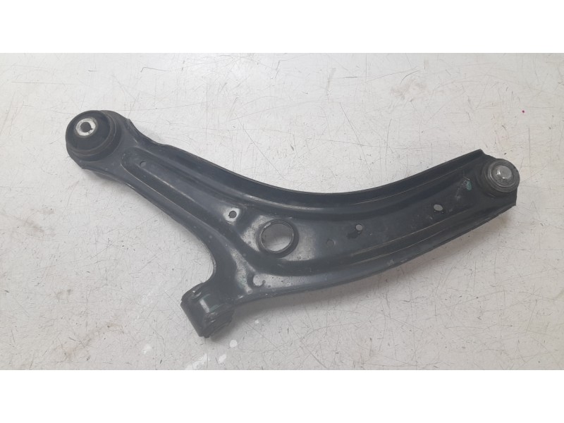 Recambio de brazo suspension inferior delantero izquierdo para ford puma (j2k, cf7) 1.0 ecoboost mhev referencia OEM IAM 2422615