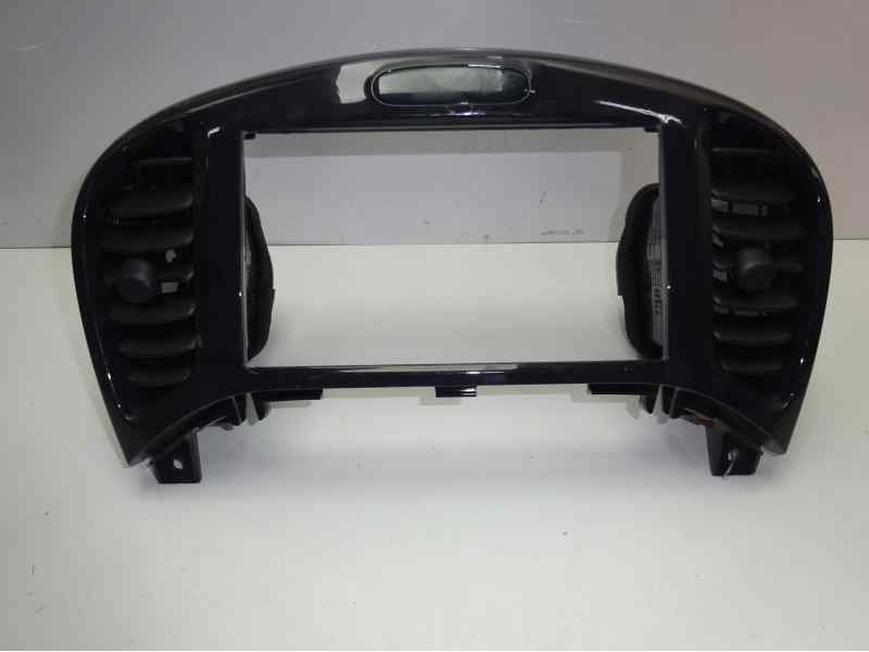 Recambio de rejilla aireadora para nissan juke (f15) acenta referencia OEM IAM 682601KE0A  