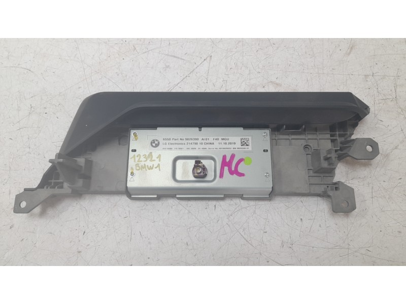Recambio de pantalla multifuncion para bmw 1 (f40) 118 d referencia OEM IAM 65509826390  