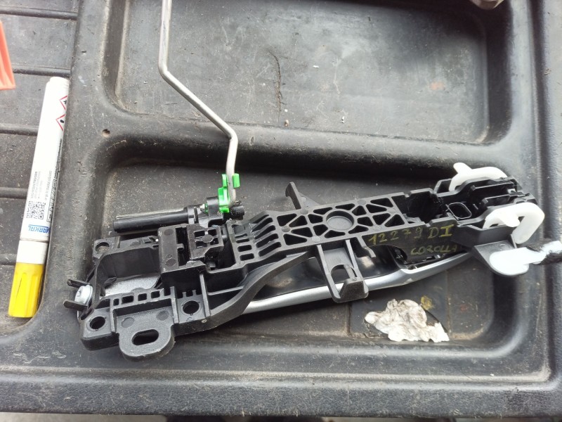 Recambio de maneta exterior delantera izquierda para toyota corolla fastback (_e21_) 1.8 hybrid (zwe211) referencia OEM IAM 6921