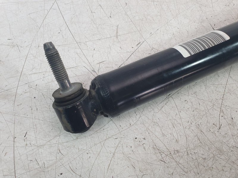 Recambio de amortiguador trasero derecho para renault megane iv hatchback (b9a/m/n_) 1.5 blue dci 115 (b9a6) referencia OEM IAM 