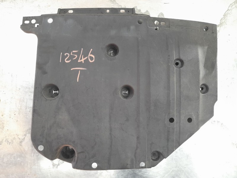 Recambio de cubrecarter para renault clio v (b7_) 1.5 blue dci 85 (b7ag) referencia OEM IAM 748A00957R  