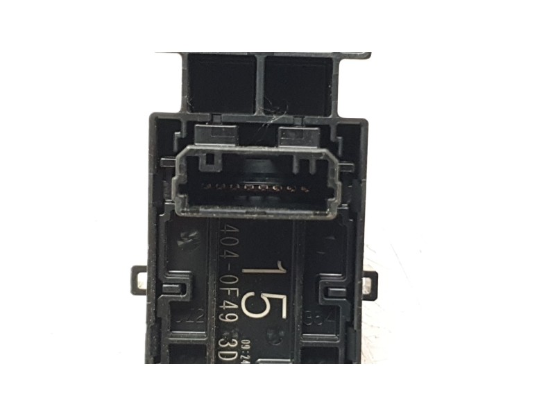 Recambio de mando elevalunas trasero izquierdo para toyota corolla fastback (_e21_) 1.8 hybrid (zwe211) referencia OEM IAM 84810