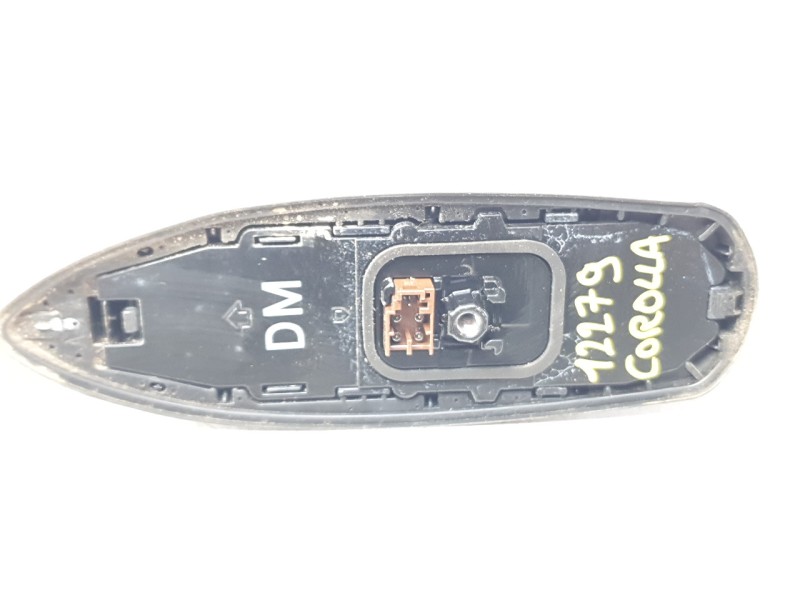 Recambio de antena para toyota corolla fastback (_e21_) 1.8 hybrid (zwe211) referencia OEM IAM 8676002160  