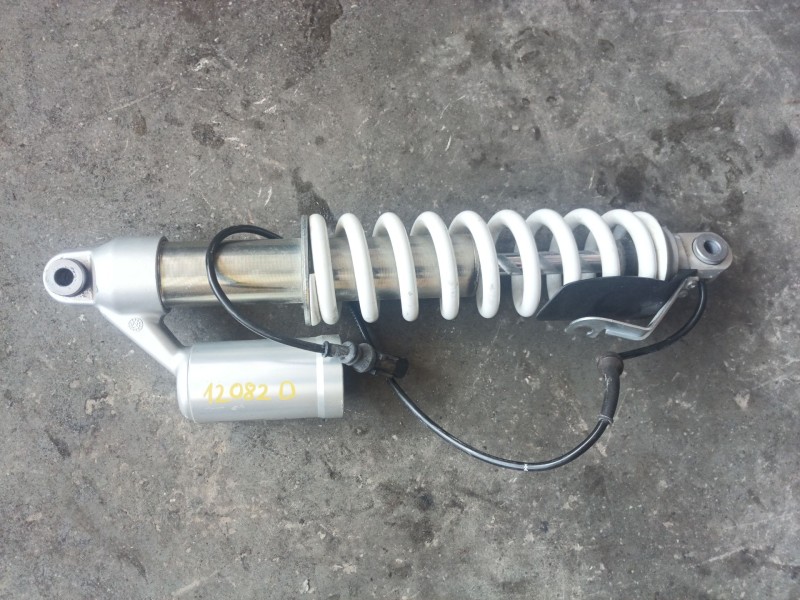 Recambio de puño acelerador para bmw r 1250 r 1250 gs adventure referencia OEM IAM 61318552120  