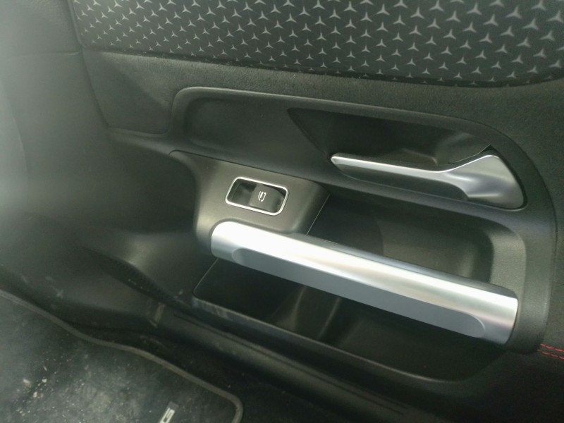 Recambio de mando elevalunas delantero derecho para mercedes-benz eqb (x243) eqb 250+ (243.602) referencia OEM IAM   