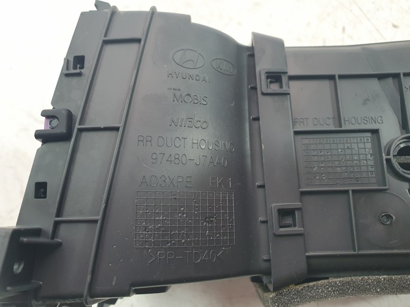 Recambio de aireador izquierdo para kia xceed 1.0 t-gdi 74 kw (100 cv) referencia OEM IAM 97480J7AA0  