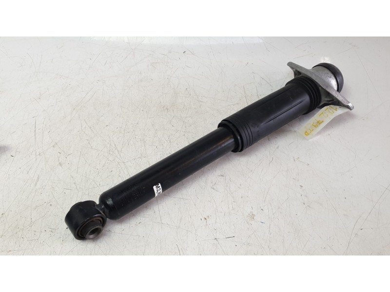 Recambio de amortiguador trasero derecho para toyota corolla fastback (_e21_) 1.8 hybrid (zwe211) referencia OEM IAM 4853002M20 