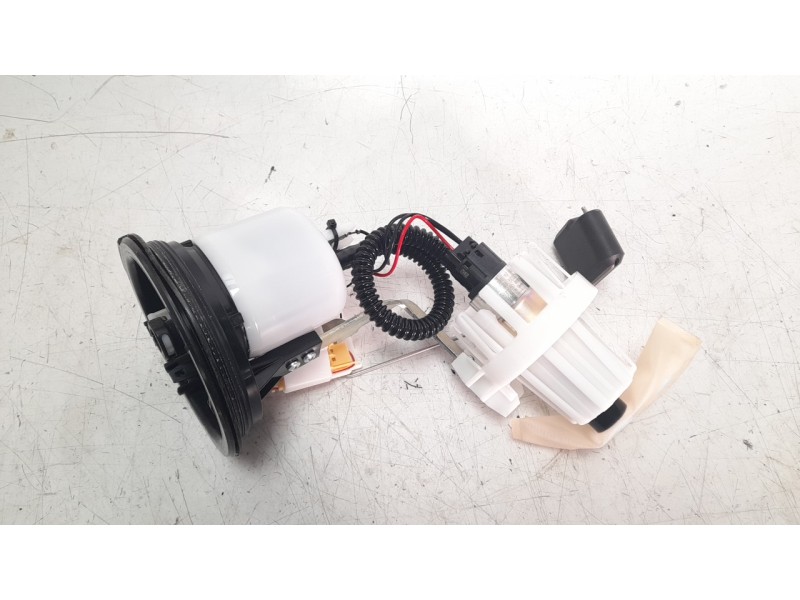 Recambio de bomba combustible para bmw r 1250 r 1250 gs adventure referencia OEM IAM 8393577  