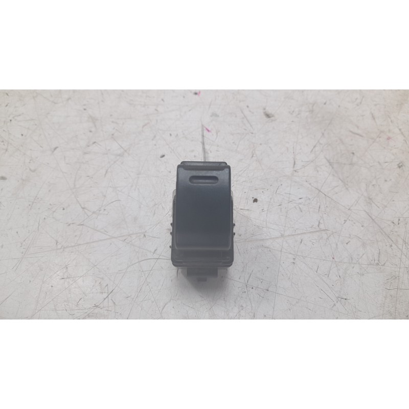 Recambio de mando elevalunas delantero derecho para toyota prius liftback (_w2_) 1.5 hybrid (nhw20_) referencia OEM IAM 74231470