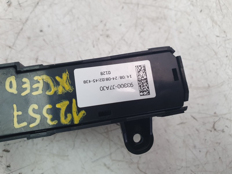 Recambio de interruptor para kia xceed 1.0 t-gdi 74 kw (100 cv) referencia OEM IAM 93300J7AJ0  
