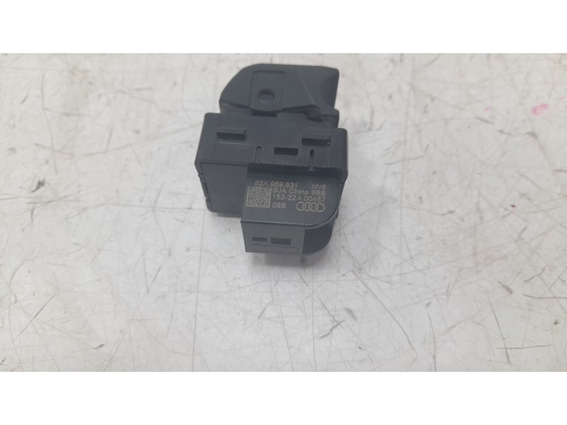 Recambio de interruptor para audi q3 sportback (f3n) 35 tdi referencia OEM IAM 83A959831  