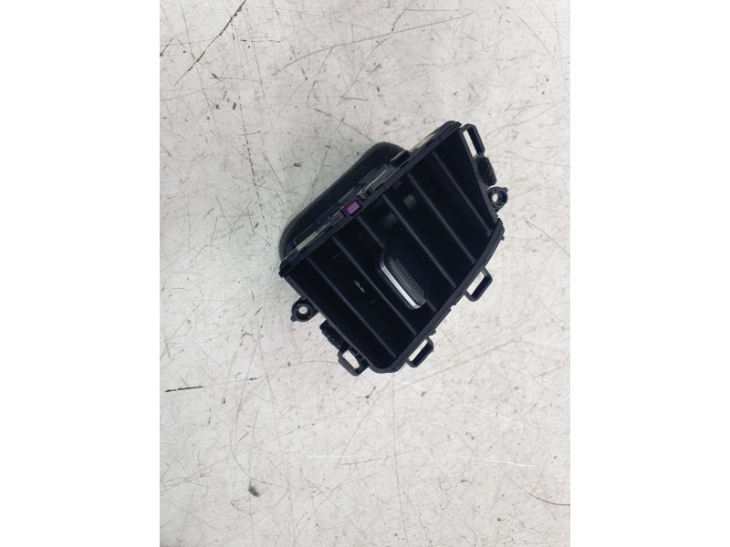 Recambio de aireador central izquierdo para kia xceed 1.0 t-gdi 74 kw (100 cv) referencia OEM IAM 84740J7AA0DJ5  