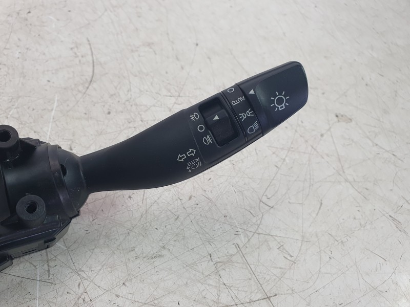 Recambio de mando multifuncion para kia xceed 1.0 t-gdi 74 kw (100 cv) referencia OEM IAM 93404J7950  