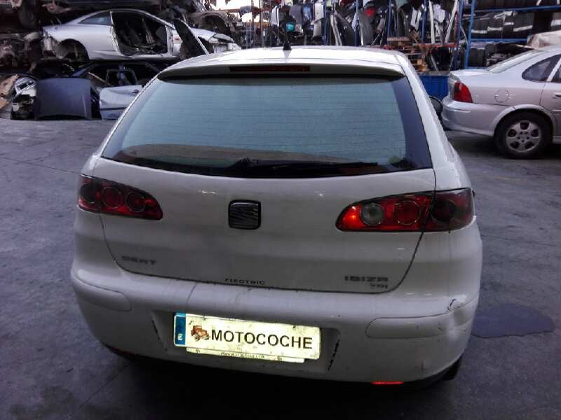 seat ibiza (6l1) del año 2003