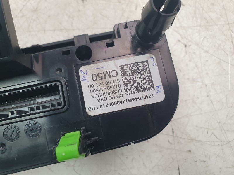 Recambio de mando climatizador para kia xceed 1.0 t-gdi 74 kw (100 cv) referencia OEM IAM 97250J7500  
