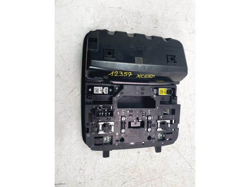 Recambio de luz interior para kia xceed 1.0 t-gdi 74 kw (100 cv) referencia OEM IAM 92800J7060WK  