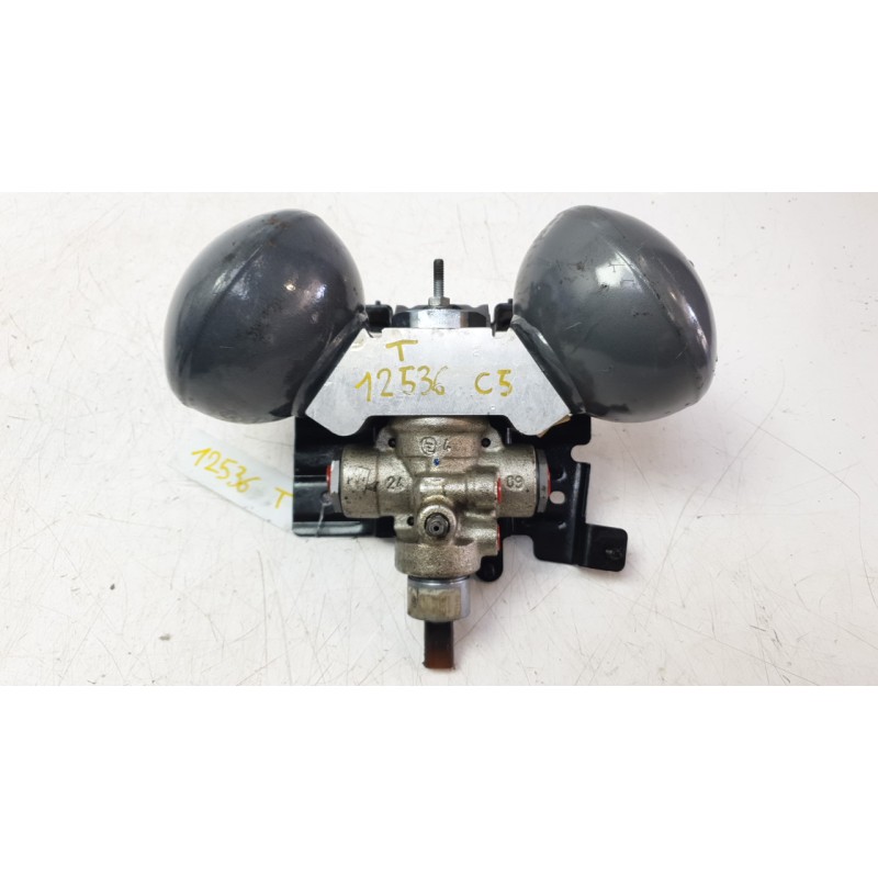 Recambio de acumulador central amortiguacion para citroën c5 iii (rd_) 2.0 hdi 140 referencia OEM IAM 96835260  