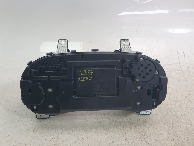 Recambio de cuadro instrumentos para kia xceed 1.0 t-gdi 74 kw (100 cv) referencia OEM IAM 94033J7880  